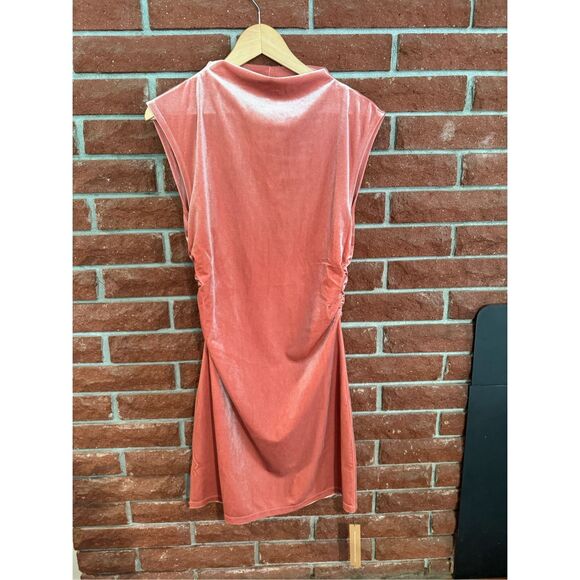 Reformation Velvet Alden Dress - Picture 2 of 10